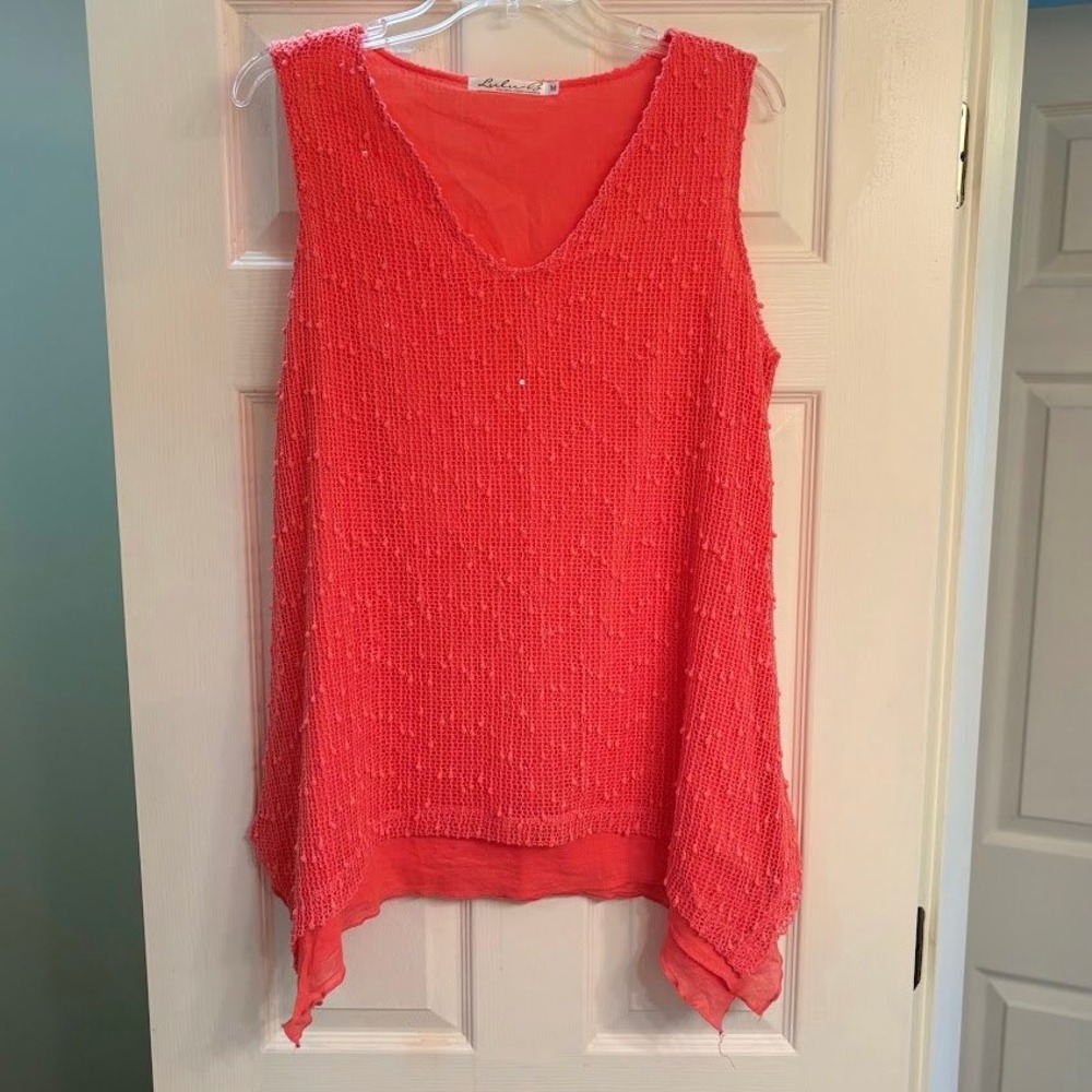Lulu-B Tunic Top Women M Coral Pink Poly Viscose Boho Sharkbite Hem Sequin Chic